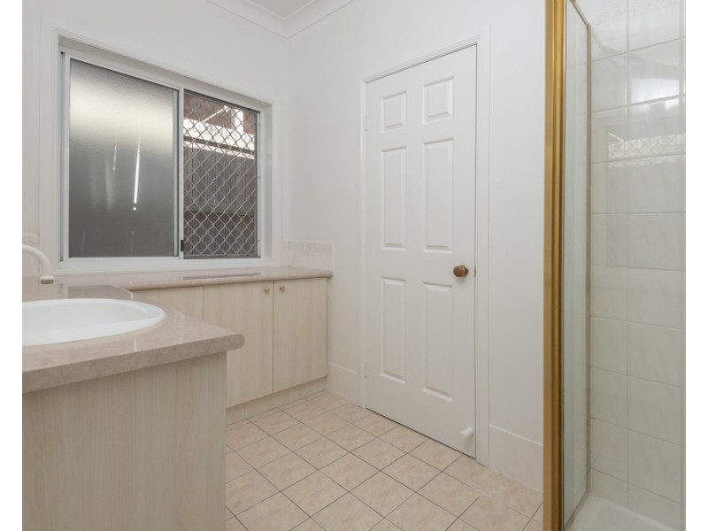 9 Prospect Crescent, Forest Lake QLD 4078