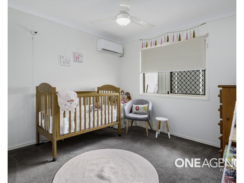 5 Mallard Place, Forest Lake QLD 4078