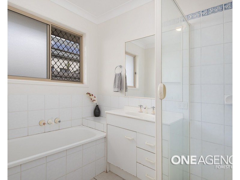 5 Mallard Place, Forest Lake QLD 4078