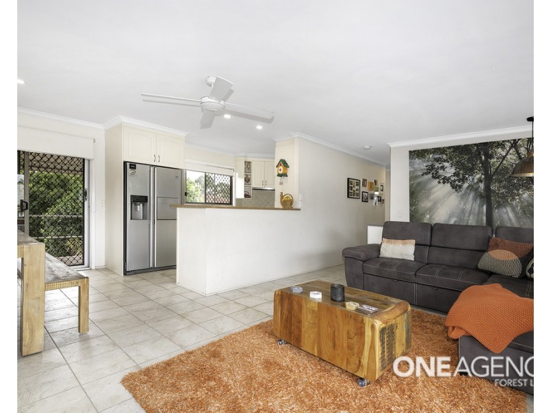 42 Tinaroo Street, Durack QLD 4077