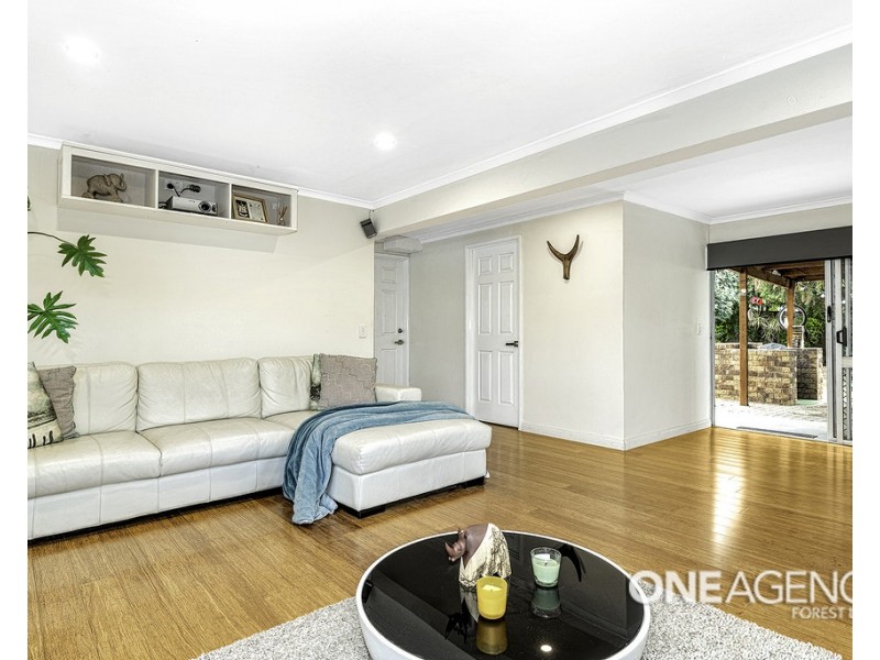 42 Tinaroo Street, Durack QLD 4077