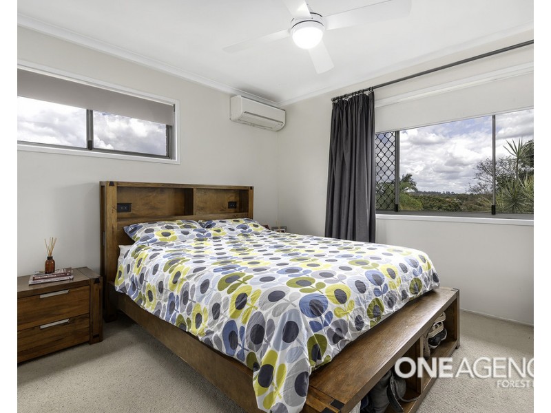 42 Tinaroo Street, Durack QLD 4077