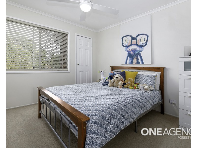 42 Tinaroo Street, Durack QLD 4077