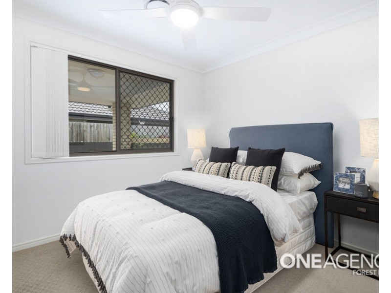 28 Giancarlo Crescent, Doolandella QLD 4077