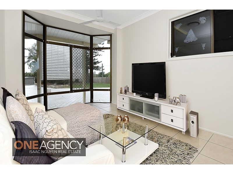 23 Gramby Street, Bellbird Park QLD 4300