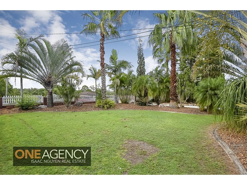 23 Gramby Street, Bellbird Park QLD 4300