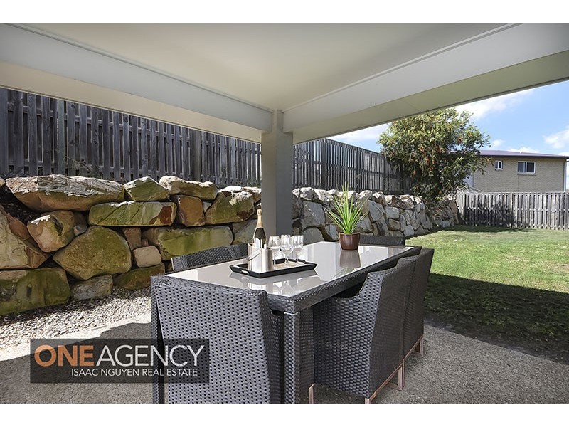 256 Alawoona Street, Redbank Plains QLD 4301