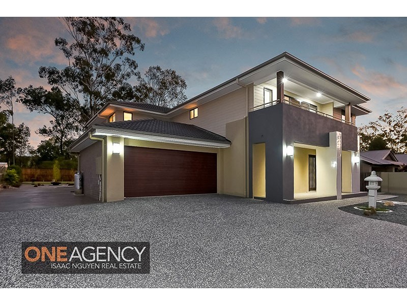 4 Conlan Court, Augustine Heights QLD 4300