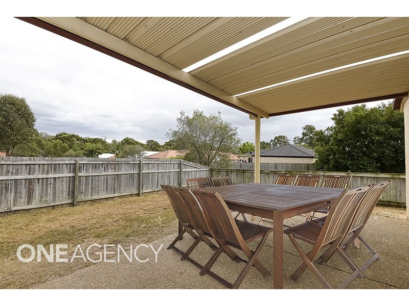 9 Della Ricca Pl, Forest Lake QLD 4078