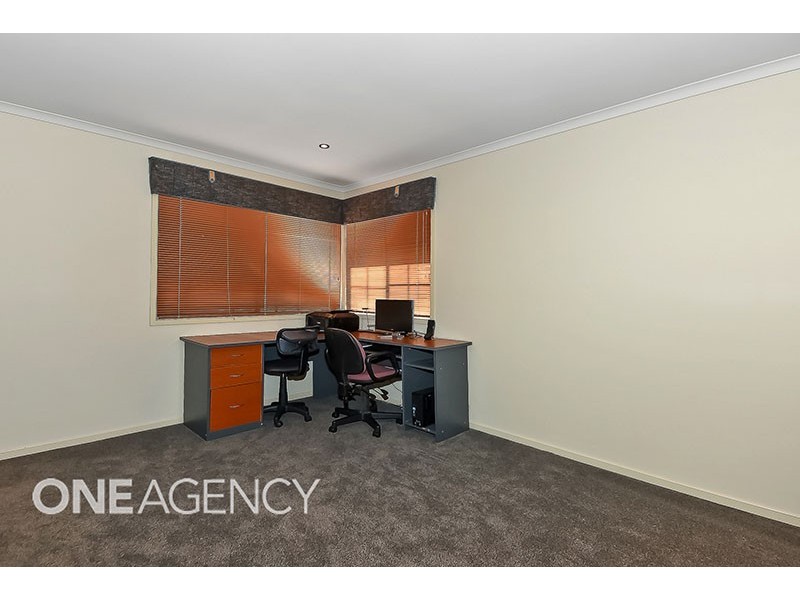 21 Toorak Place, Forest Lake QLD 4078