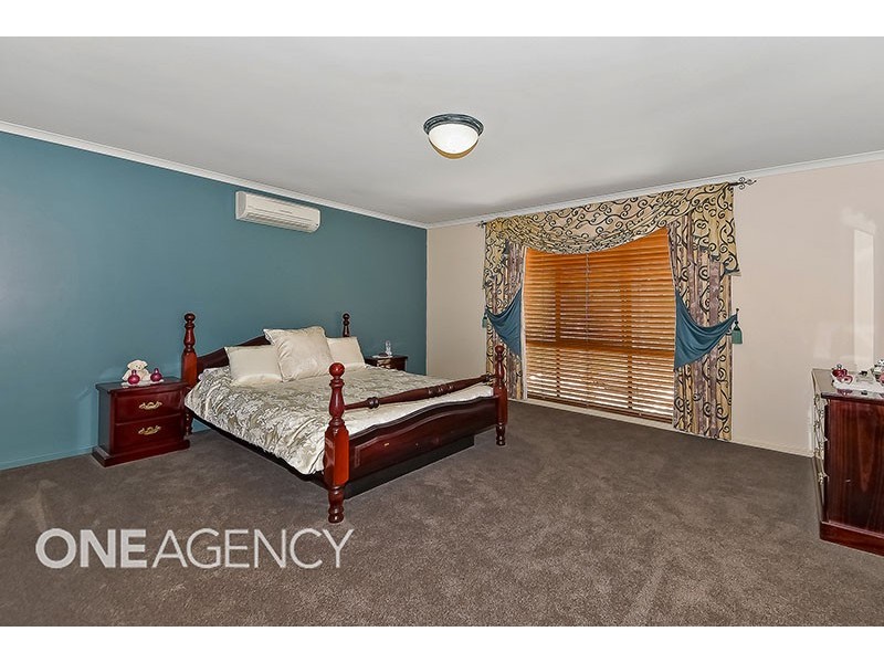 21 Toorak Place, Forest Lake QLD 4078