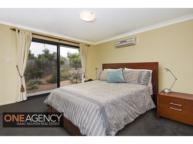 9 Admiral Cres, Springfield Lakes QLD 4300
