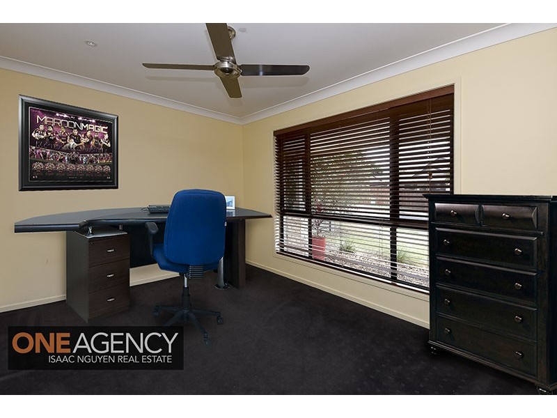 9 Admiral Cres, Springfield Lakes QLD 4300