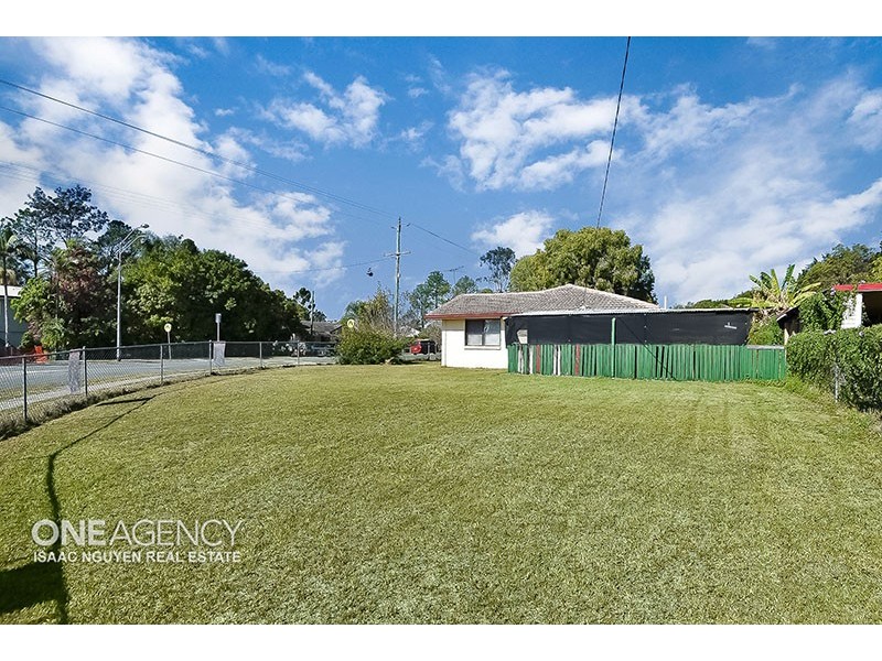 74 Station Road, Bethania QLD 4205