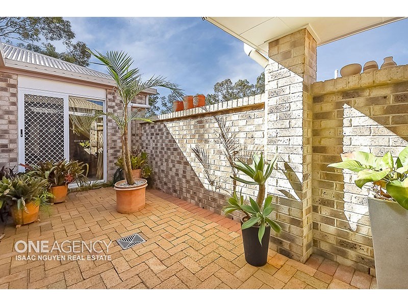 12 Pinaster Street, Forest Lake QLD 4078