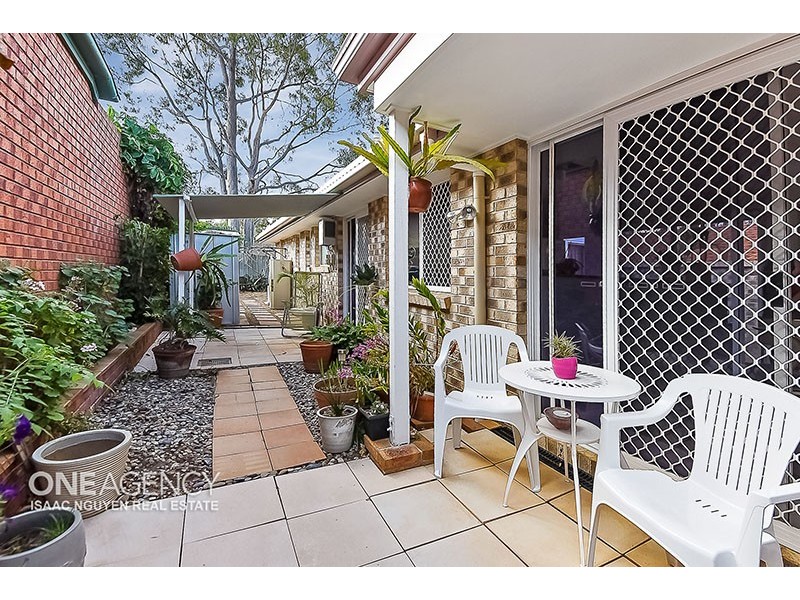 12 Pinaster Street, Forest Lake QLD 4078