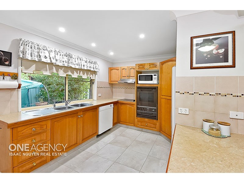 5 Bribie Pl, Forest Lake QLD 4078