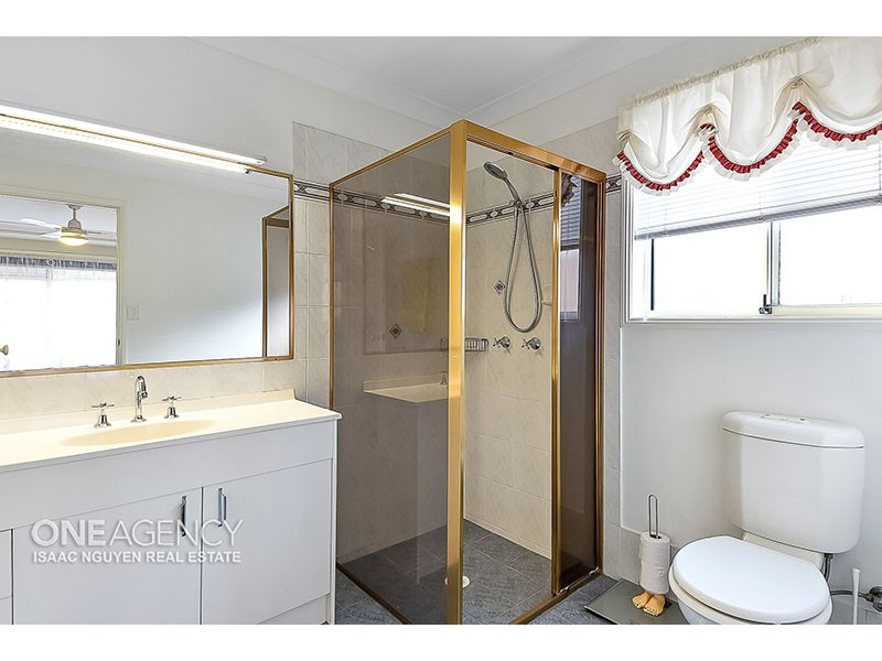 5 Bribie Pl, Forest Lake QLD 4078