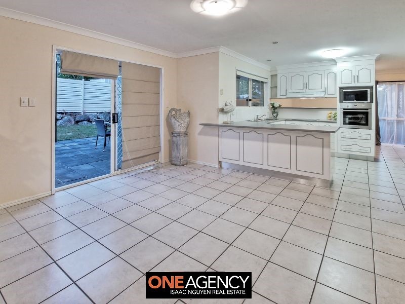 14 Narooma Street, Sunnybank QLD 4109