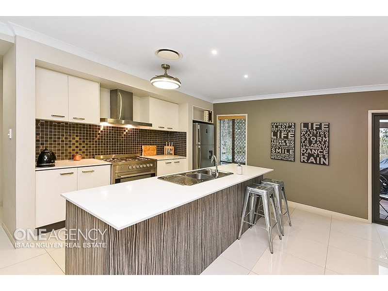 3 Brigid Blvd, Augustine Heights QLD 4300