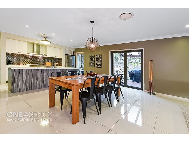 3 Brigid Blvd, Augustine Heights QLD 4300