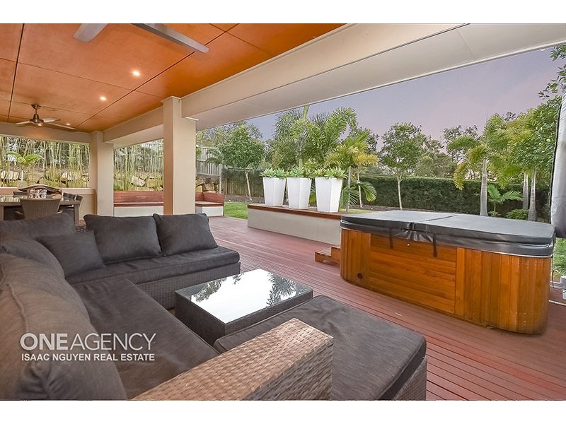 3 Brigid Blvd, Augustine Heights QLD 4300