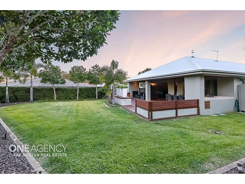 3 Brigid Blvd, Augustine Heights QLD 4300