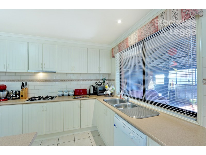 17 Mokoan Avenue, Kialla VIC 3631