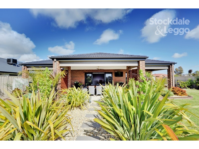 35 Nillahcootie Crescent, Kialla VIC 3631