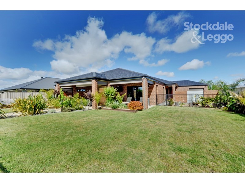 35 Nillahcootie Crescent, Kialla VIC 3631