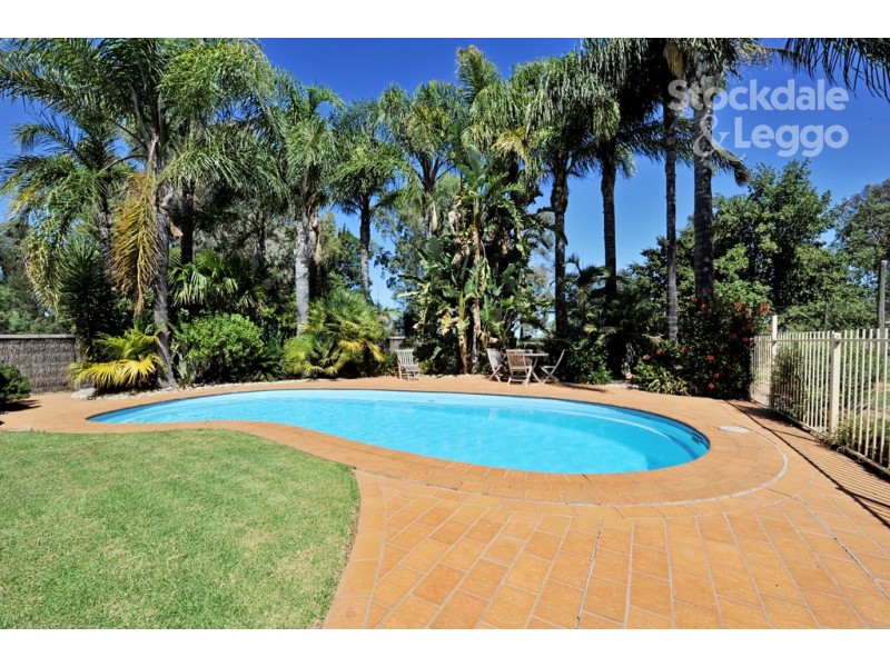 26 Park Avenue, Grahamvale VIC 3631