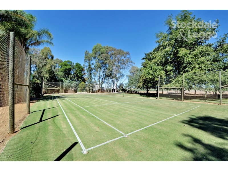 26 Park Avenue, Grahamvale VIC 3631