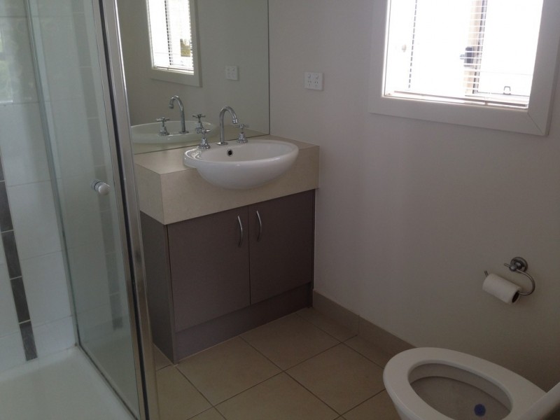 4 Westminster Avenue, Shepparton VIC 3630