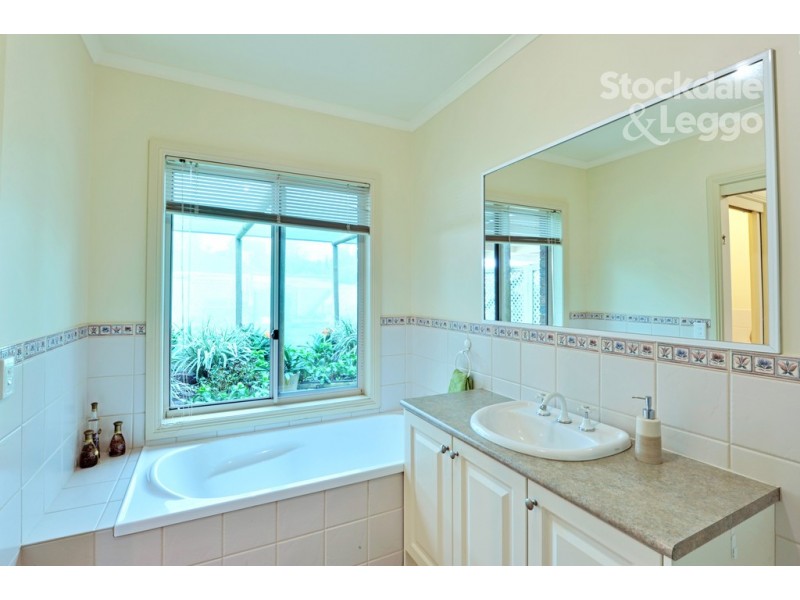 4 Malvern Court, Shepparton VIC 3630