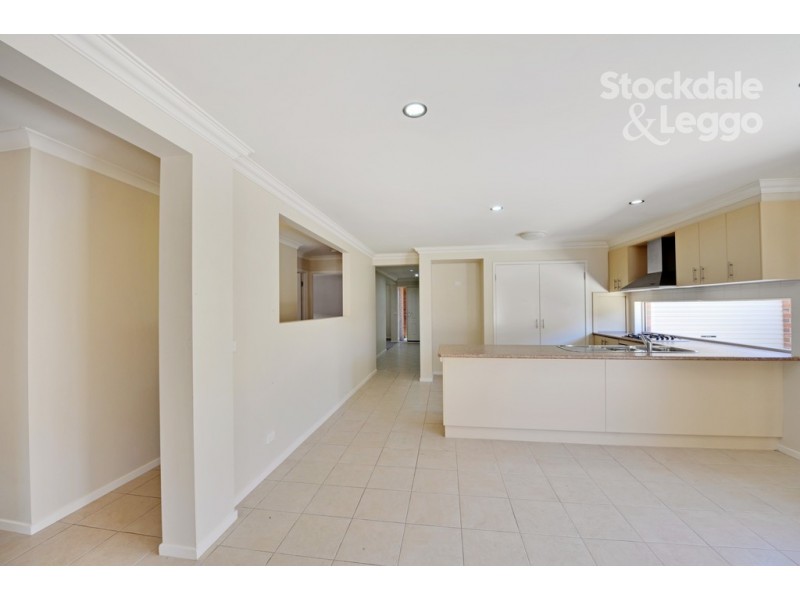 38 Taig Avenue, Kialla VIC 3631