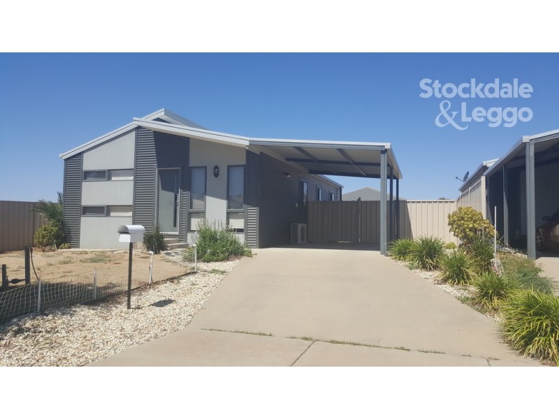 24 Strauss Avenue, Shepparton VIC 3630