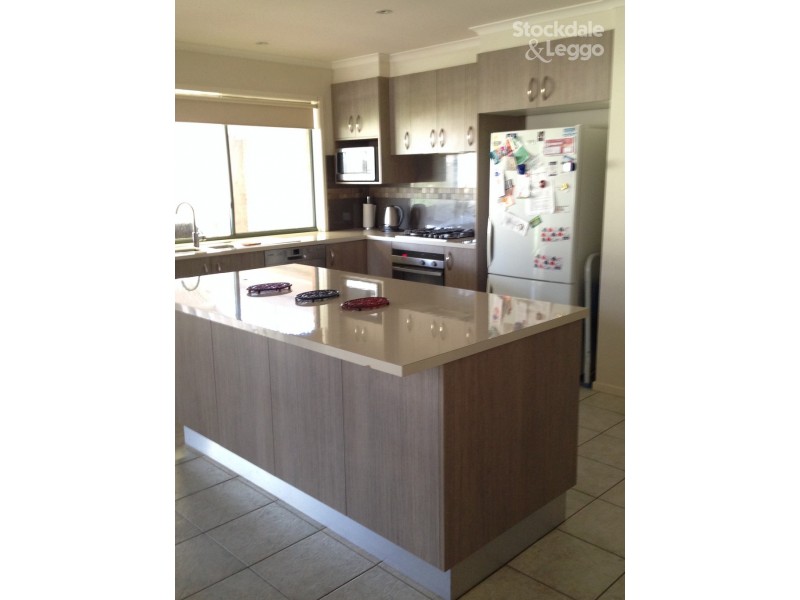 43 Gordon Drive, Kialla VIC 3631