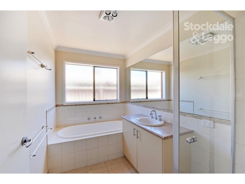38 Taig Avenue, Kialla VIC 3631