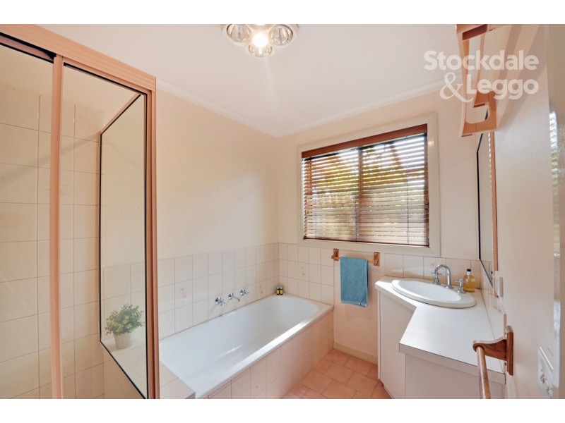 1 Eildon Court, Kialla VIC 3631