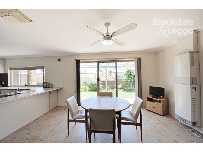 13 Dampier Avenue, Shepparton VIC 3630