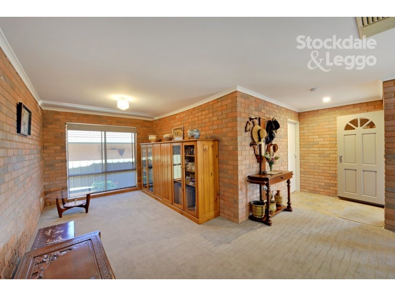 13 Dampier Avenue, Shepparton VIC 3630