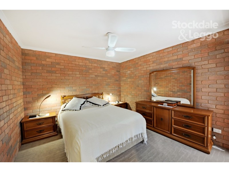 13 Dampier Avenue, Shepparton VIC 3630