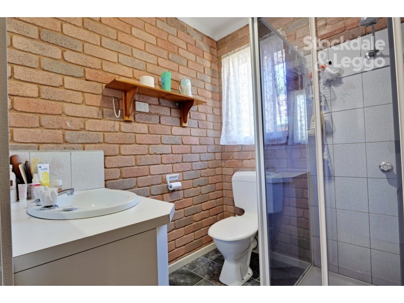 13 Dampier Avenue, Shepparton VIC 3630