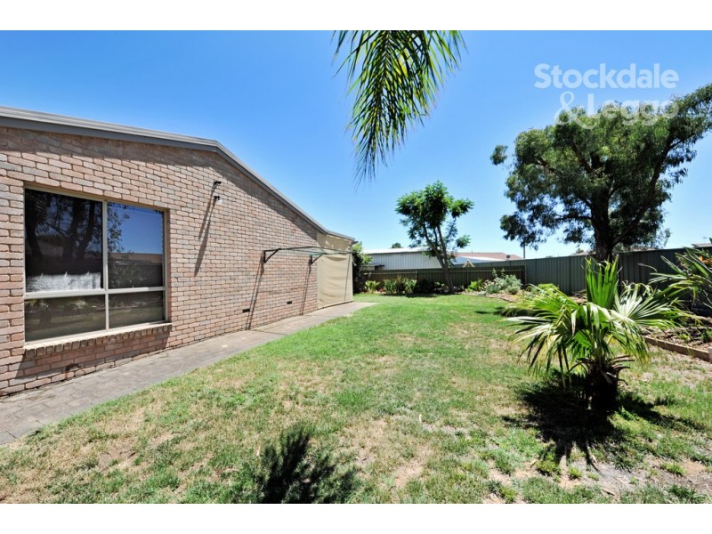 13 Dampier Avenue, Shepparton VIC 3630