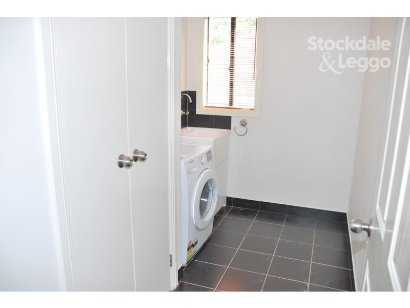 8 Lenne Street, Mooroopna VIC 3629