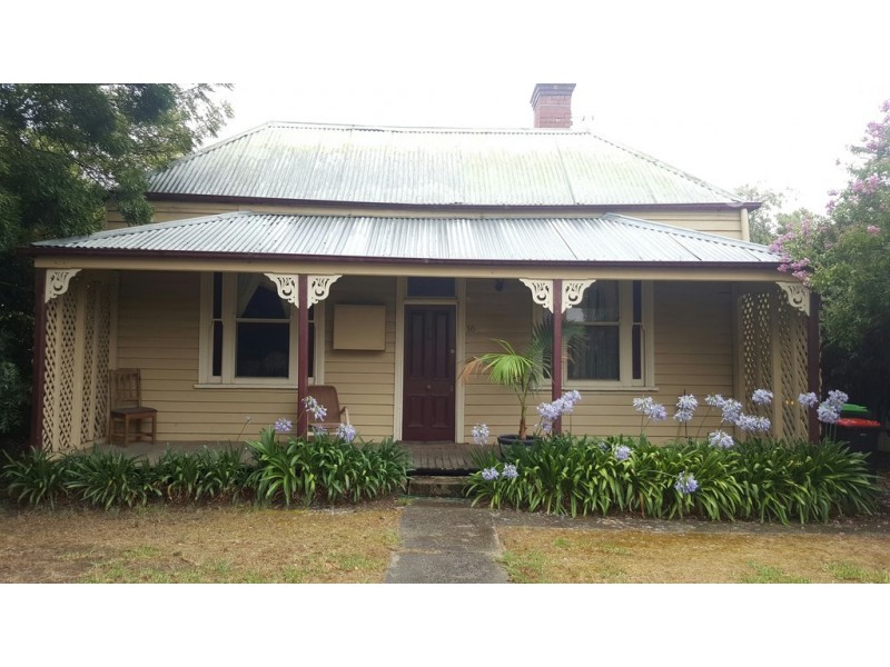 16 Victoria Street, Tallygaroopna VIC 3634
