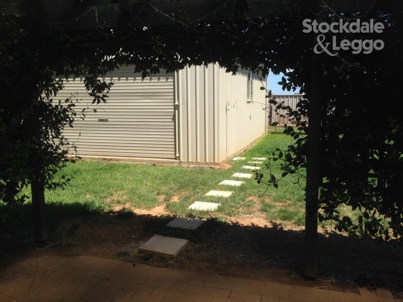 29 Jacobson Street, Mooroopna VIC 3629