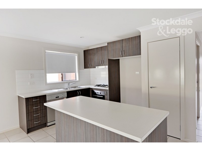 33 Grampians Parade, Shepparton VIC 3630