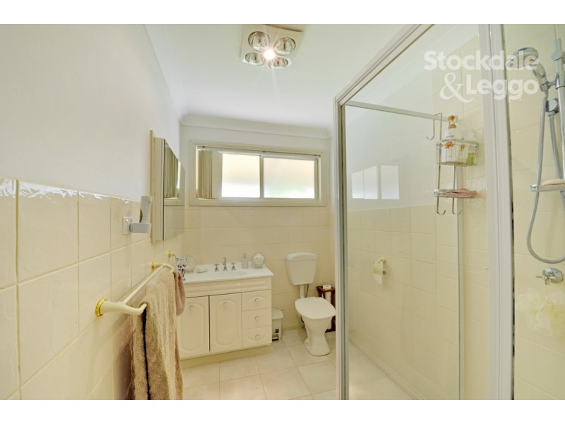 24 Rostrata Crescent, Mooroopna VIC 3629