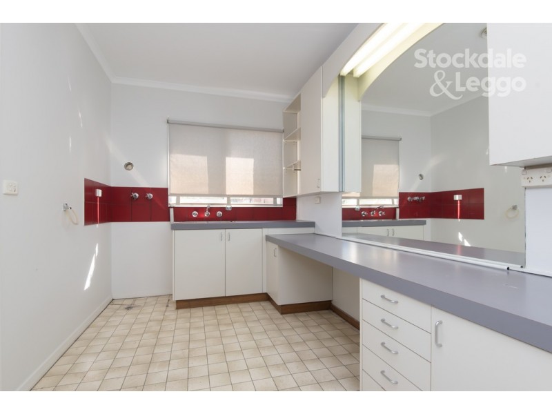 77 Balaclava Road, Shepparton VIC 3630